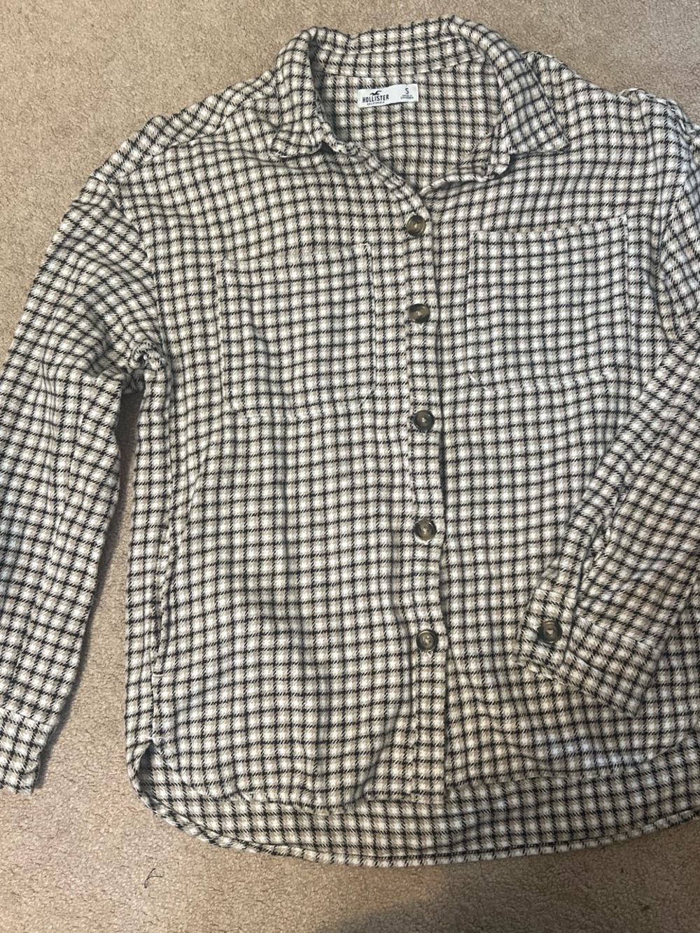 Hollister Women’s Black, White and beige Plaid Button-Up Shirt